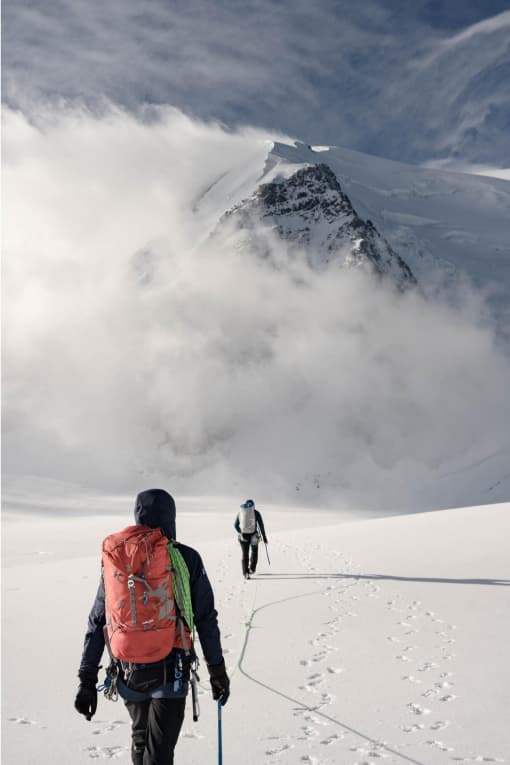 Рюкзак для альпинизма красный 45-70л Simond 500 Makalu