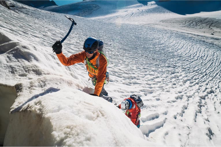 Куртка водонепроницаемая альпинистская мужская оранжевая Simond 900 ALPI