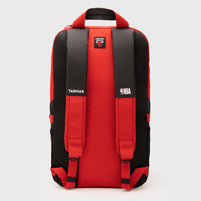 Баскетбольный рюкзак 25л красный Tarmak 500 NBA Chicago Bulls