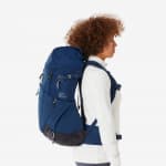 Рюкзак для треккинга 38л синий Quechua MH500