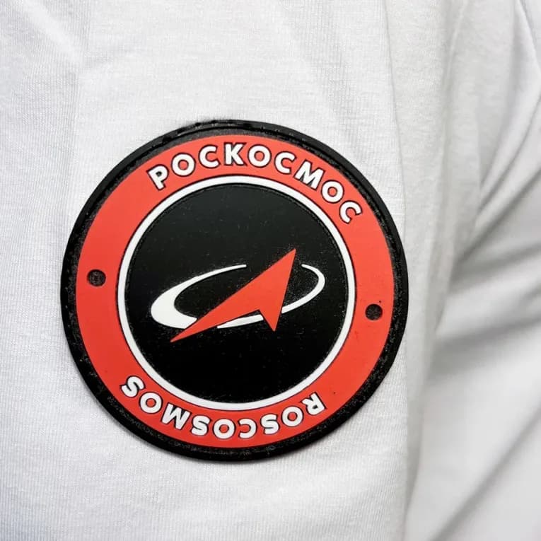 Футболка с карманом белая Роскосмос Спутник-1