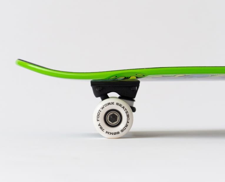 Круизер 31,3"x10" зелёный Footwork Kraken