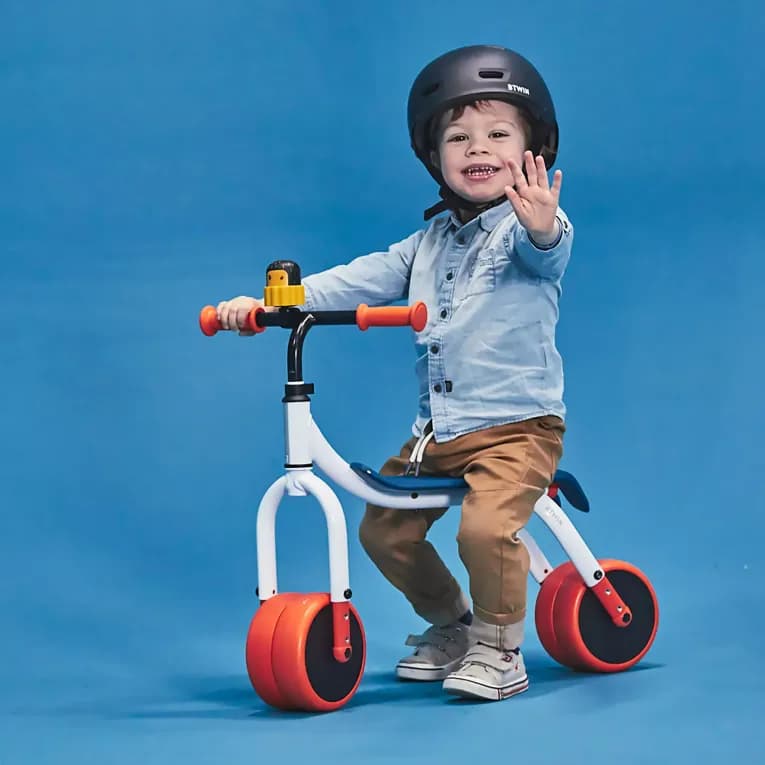 Беговел бело-оранжевый B'Twin 100 RunBike Evolutive