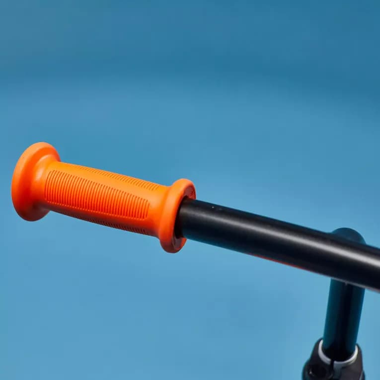 Беговел бело-оранжевый B'Twin 100 RunBike Evolutive