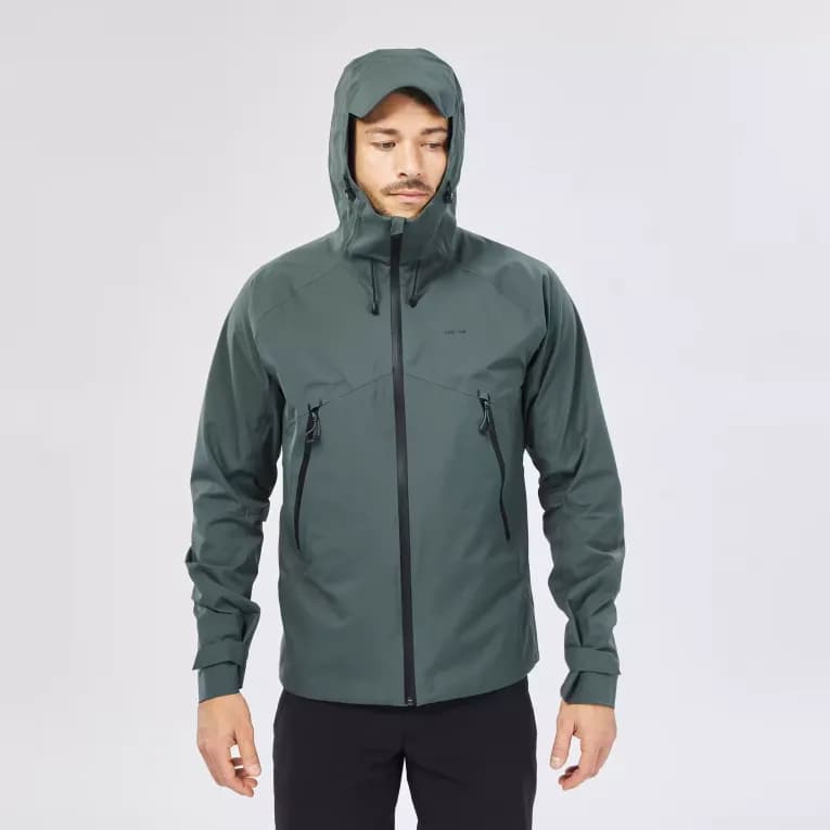 Куртка походная мужская хаки Quechua MH500