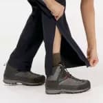 Брюки походные женские синие Forclaz 500