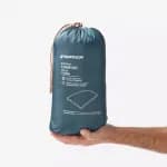 Подушка для кемпинга синяя Quechua 500