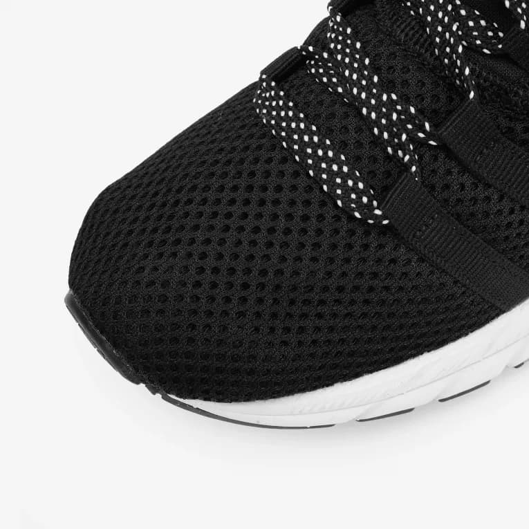 Кроссовки для фитнеса женские чёрные Defit 300