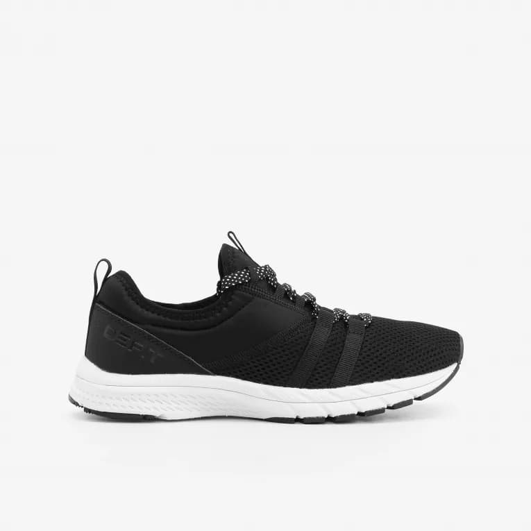 Кроссовки для фитнеса женские чёрные Defit 300