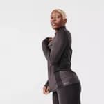 Футболка для бега с длинными рукавами женская черная Kalenji Dry Plus Zip