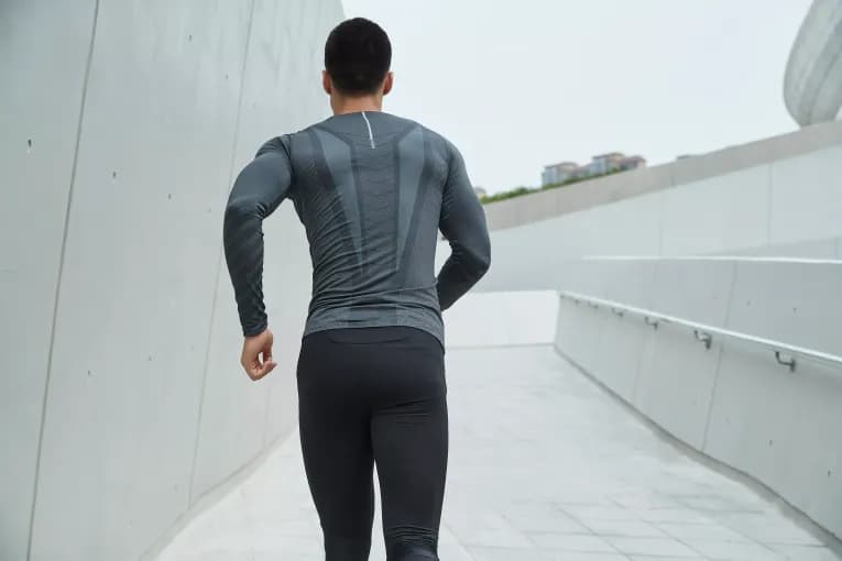 Лонглив для бега мужской серый Kiprun 500