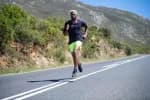 Кроссовки для бега мужские черные Kiprun KS 500