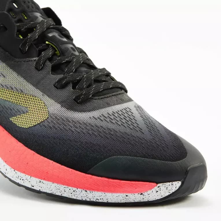 Кроссовки для бега мужские черные Kiprun KD500