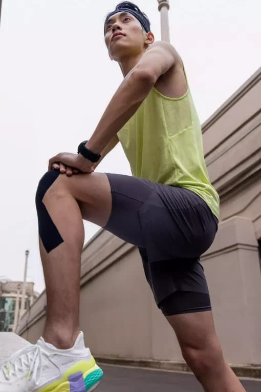 Тейп спортивный универсальный черный Tarmak KINESIOLOGY