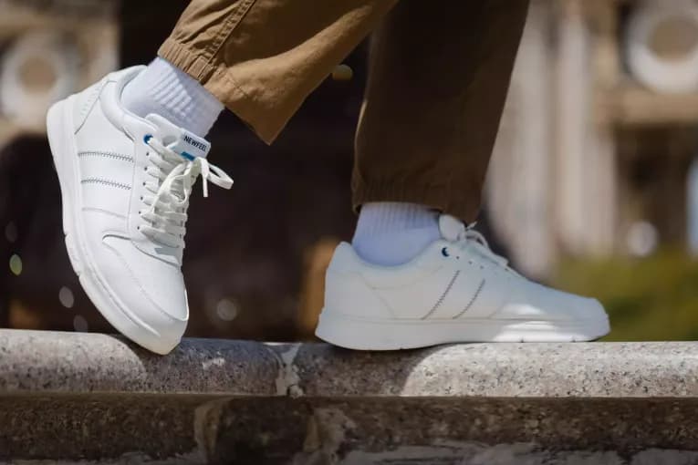 Кроссовки для ходьбы мужские белые Newfeel Activewalk Protect