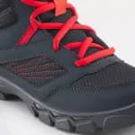 Кроссовки походные детские черно-красные MH100 MID Quechua