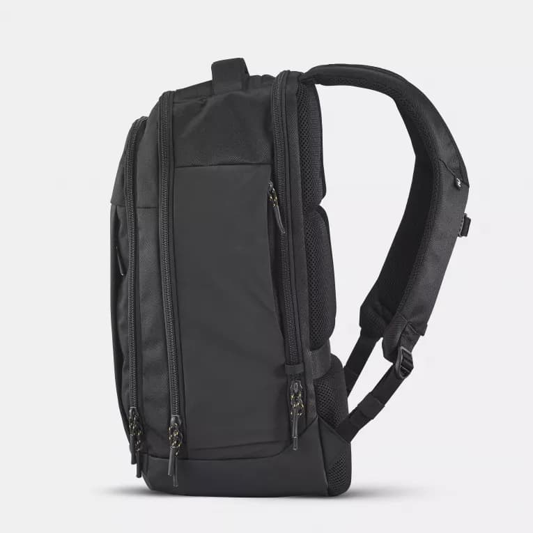 Рюкзак туристический 25 л. чёрный Quechua 500