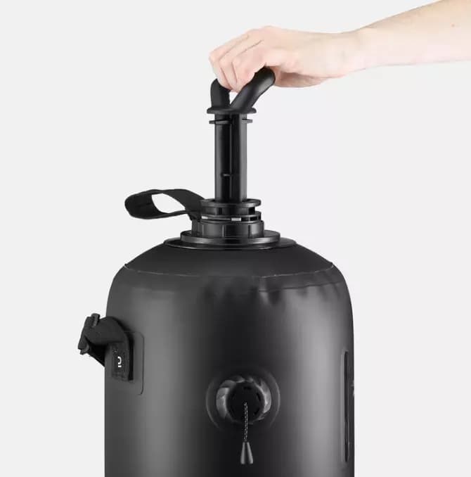 Душ для походов 10л черный Quechua
