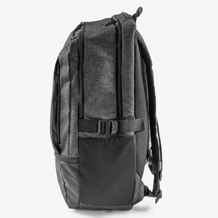 Рюкзак серый 33л ESSENTIAL Kipsta