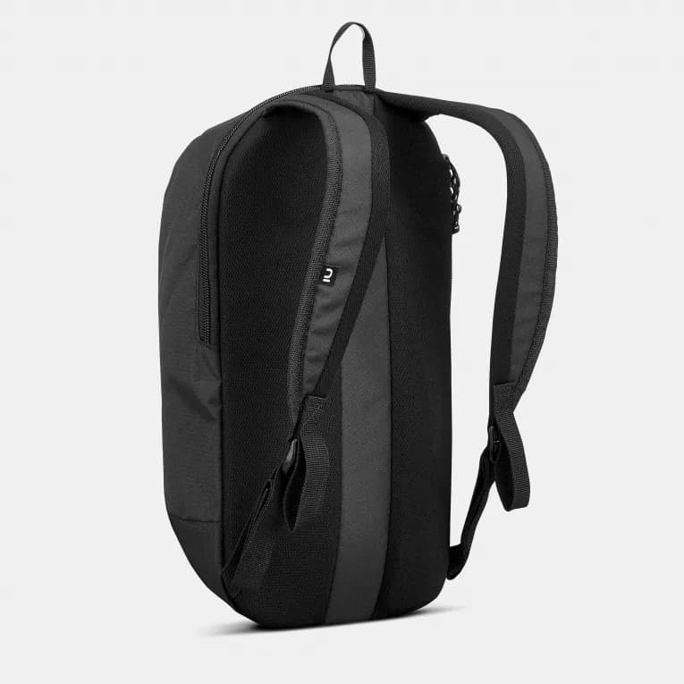 Рюкзак для походов 10л черный Quechua NH100