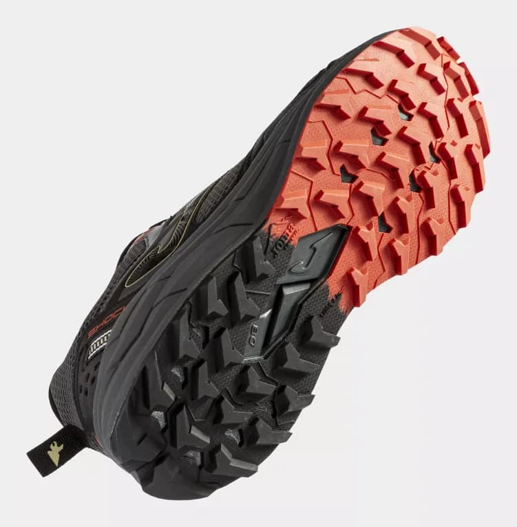 Кроссовки для трейлраннинга мужские Joma Shock