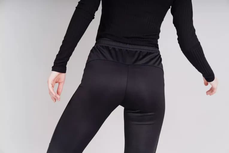 Разминочные брюки женские черные NORDSKI Active Pro