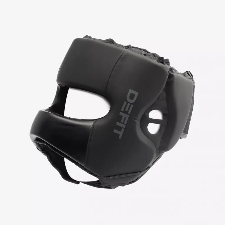 Шлем боксёрский чёрный DeFit 500