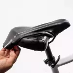 Накладка на седло водонепроницаемая велосипедная Btwin 300