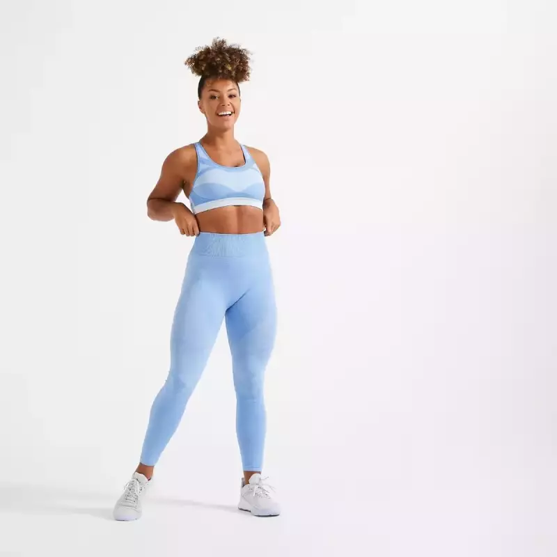 Бра для фитнеса женский голубой Domyos Seamless 500
