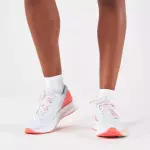 Кроссовки для бега женские светло-серые Kiprun 500