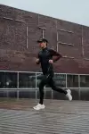 Кепка для бега водоотталкивающая черная Kiprun 5 Panels WR 500