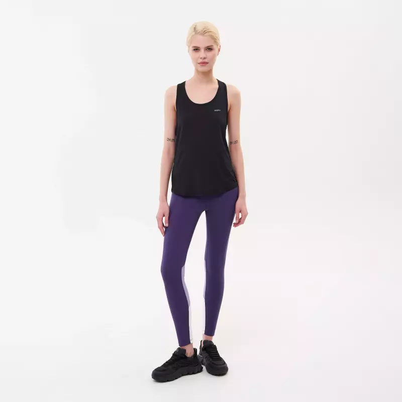 Легинсы для фитнеса женские фиолетовые Defit 300