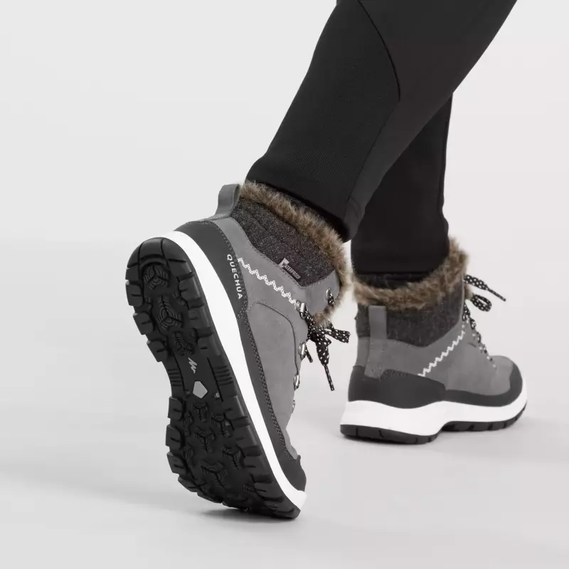 Ботинки зимние женские серые Quechua SH500