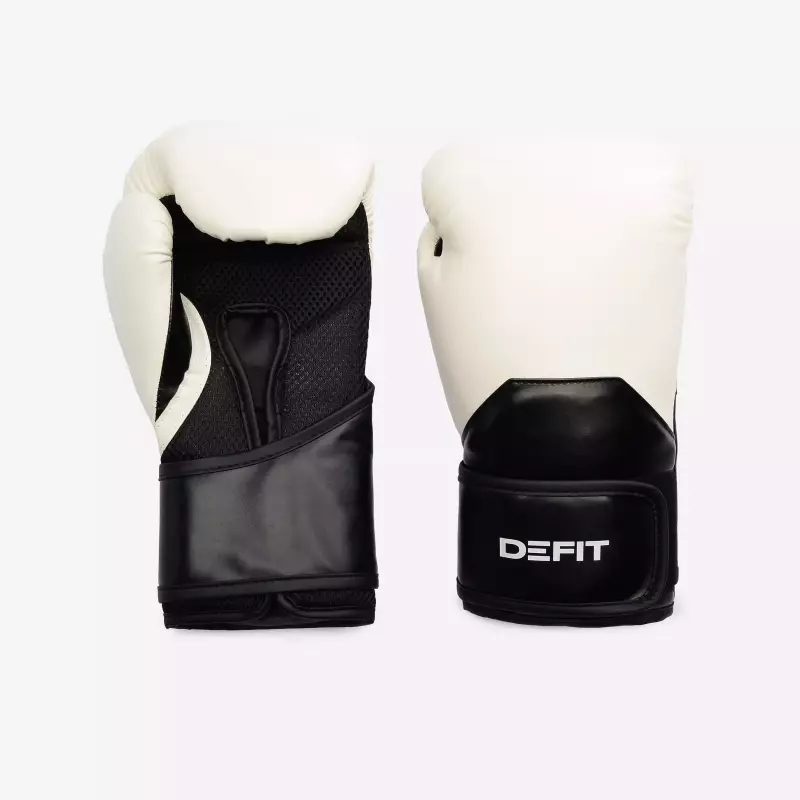 Перчатки боксёрские белые Defit 500